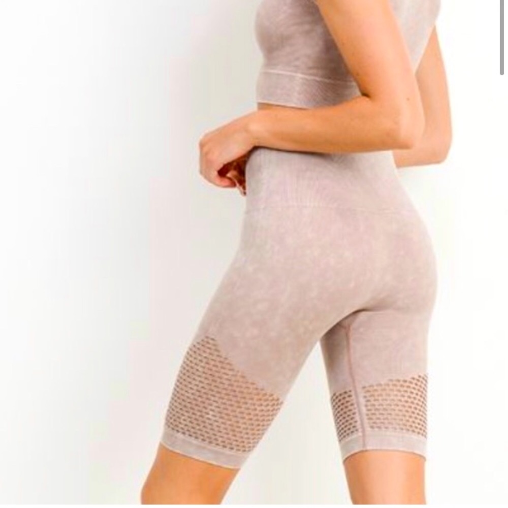 Pink Barbell Seamless Biker Shorts L